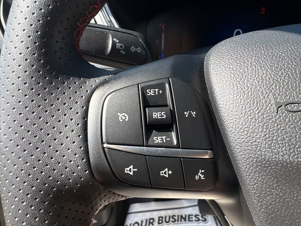 Used 2025 Ford Escape ST-Line Select image 20