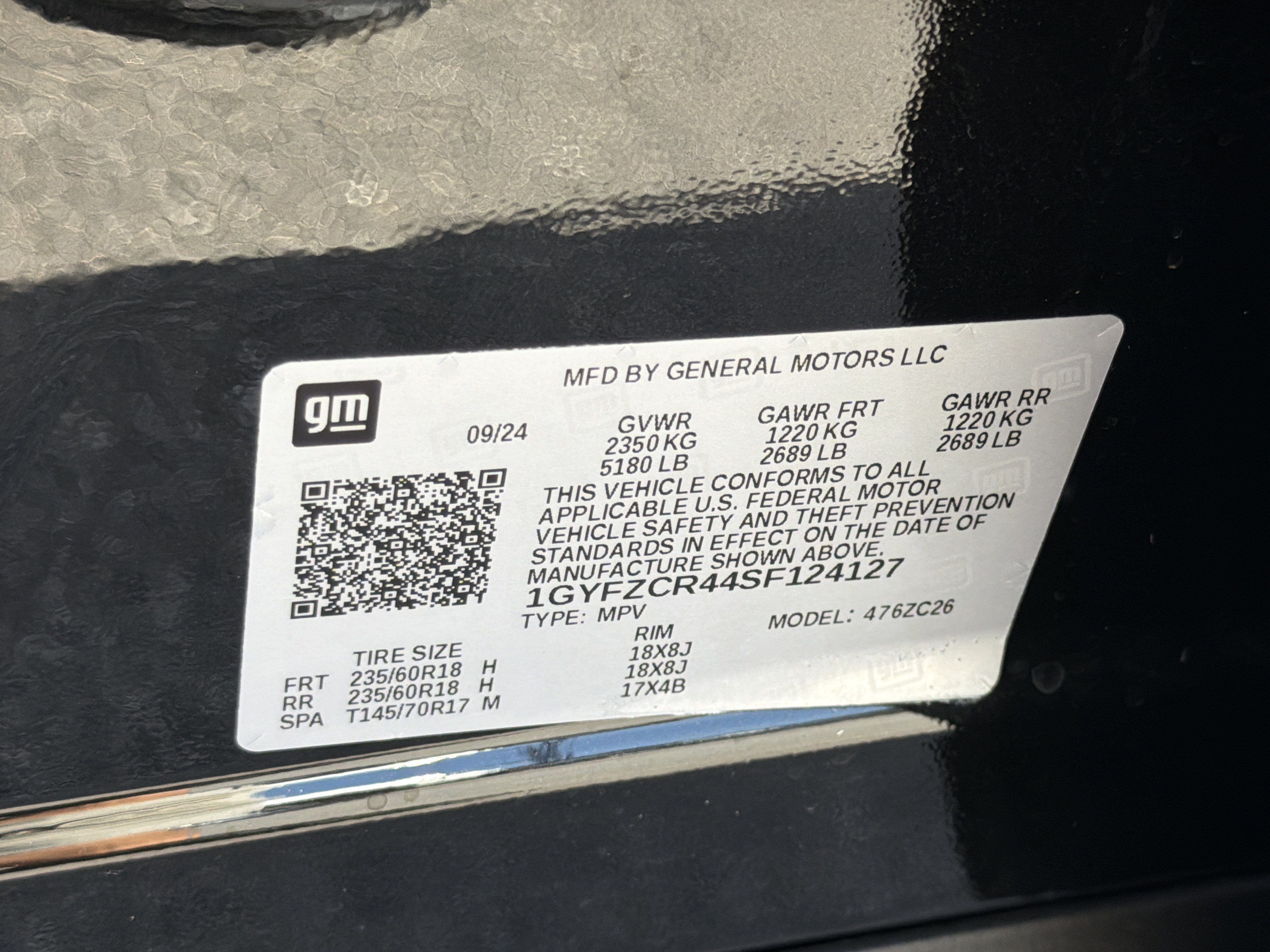 Used 2025 Cadillac XT4 Premium Luxury FWD image 31