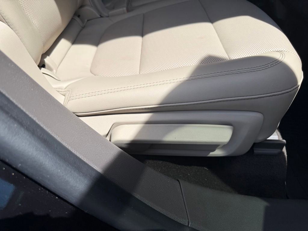 Used 2022 Lincoln Corsair AWD w/ Equipment Group 101A image 33