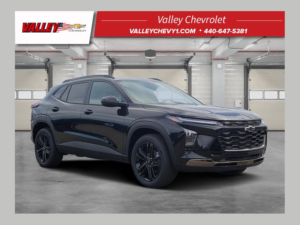 New 2026 Chevrolet Trax ACTIV w/ Sunroof Package FWD image 1