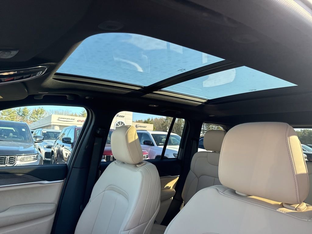 New 2026 Jeep Grand Cherokee Limited image 18