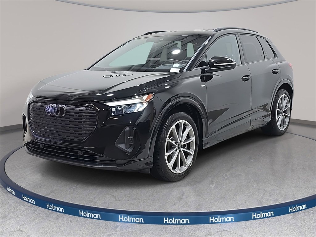 New 2026 Audi Q4 e-tron Premium image 1