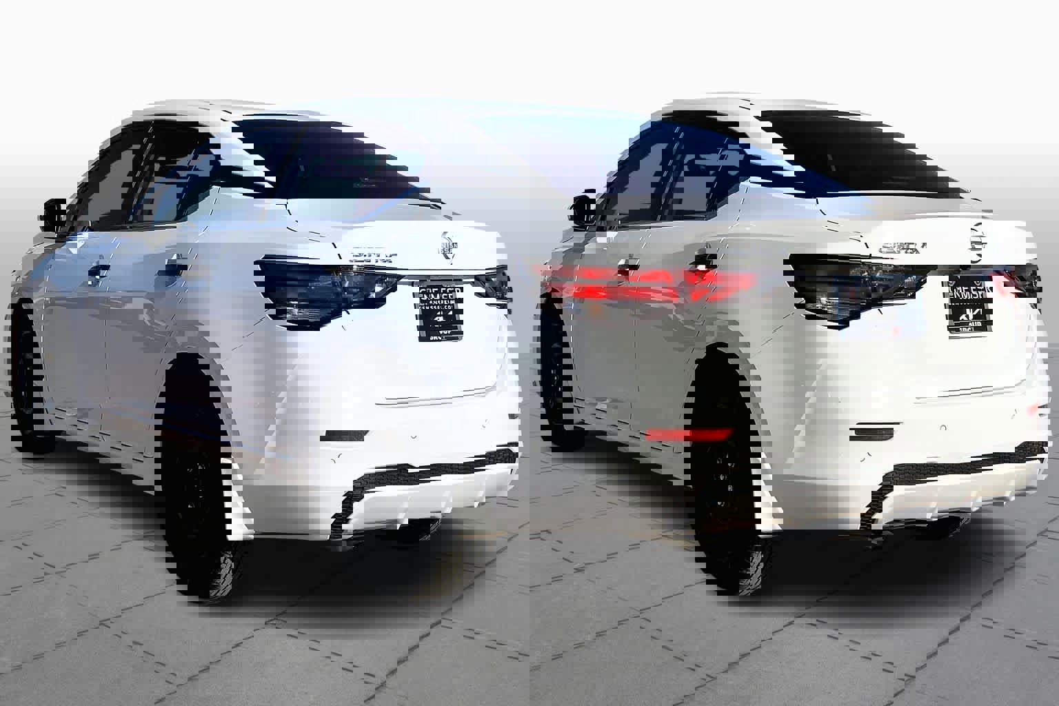 Used 2024 Nissan Sentra S image 11