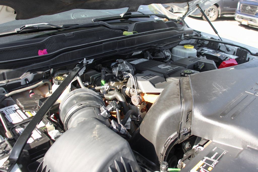 Used 2021 RAM 3500 Big Horn image 12