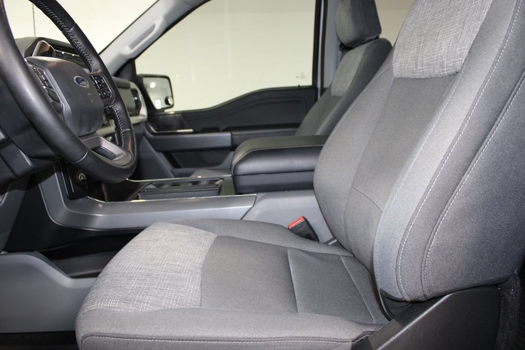 Used 2021 Ford F150 XLT w/ Equipment Group 302A High RWD image 18