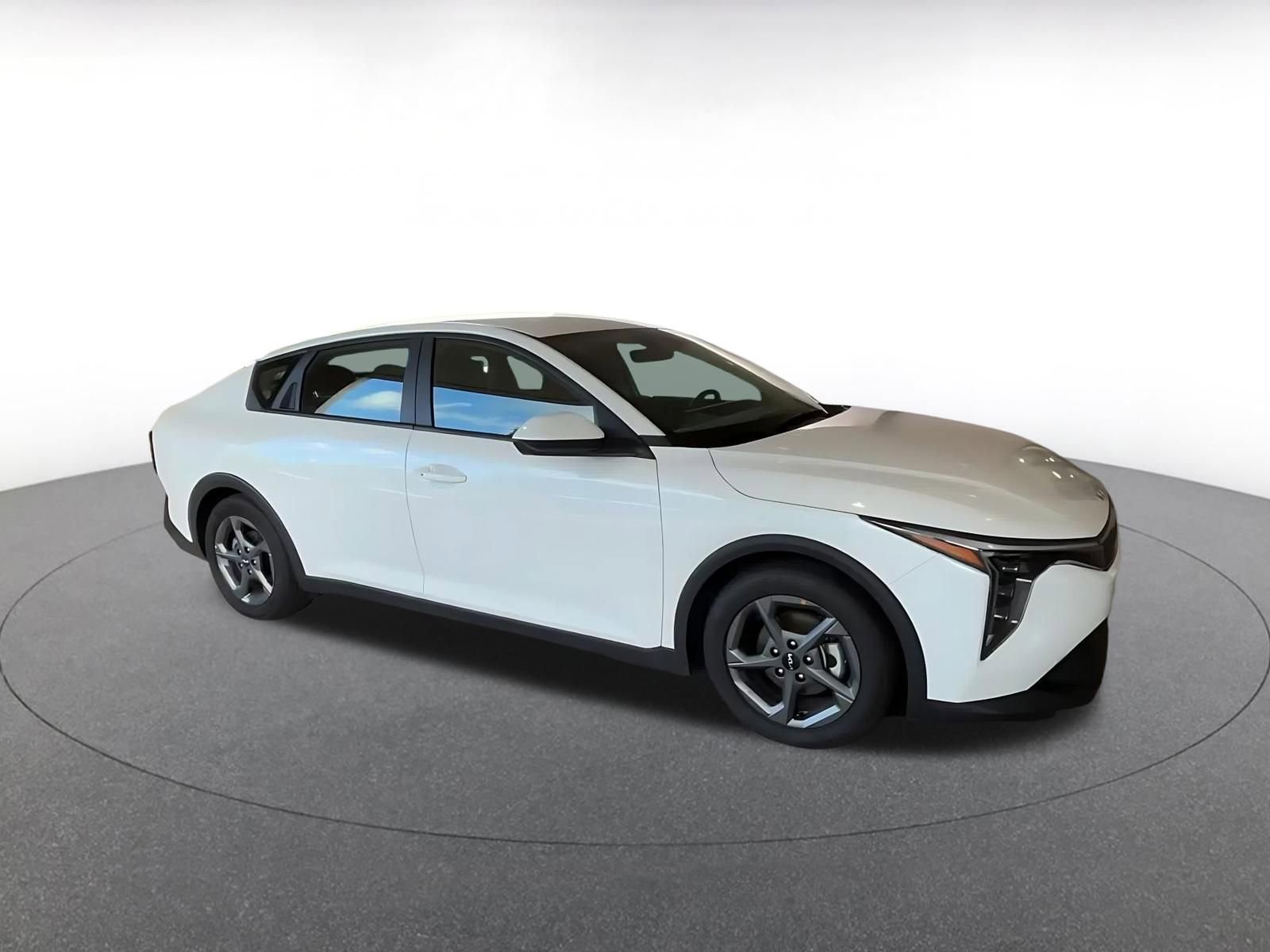 Used 2025 Kia K4 FWD video 2