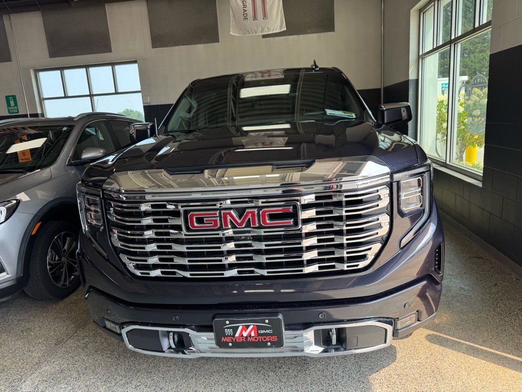 Certified 2024 GMC Sierra 1500 Denali w/ Technology Package image 3