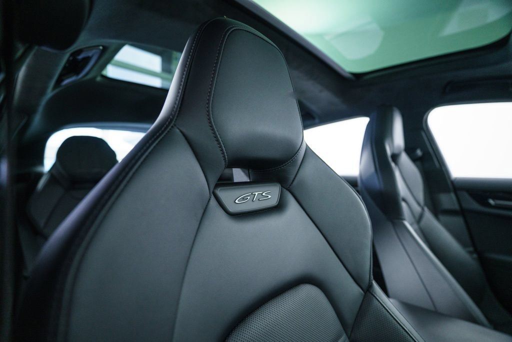 Certified 2025 Porsche Panamera GTS AWD/4WD image 21