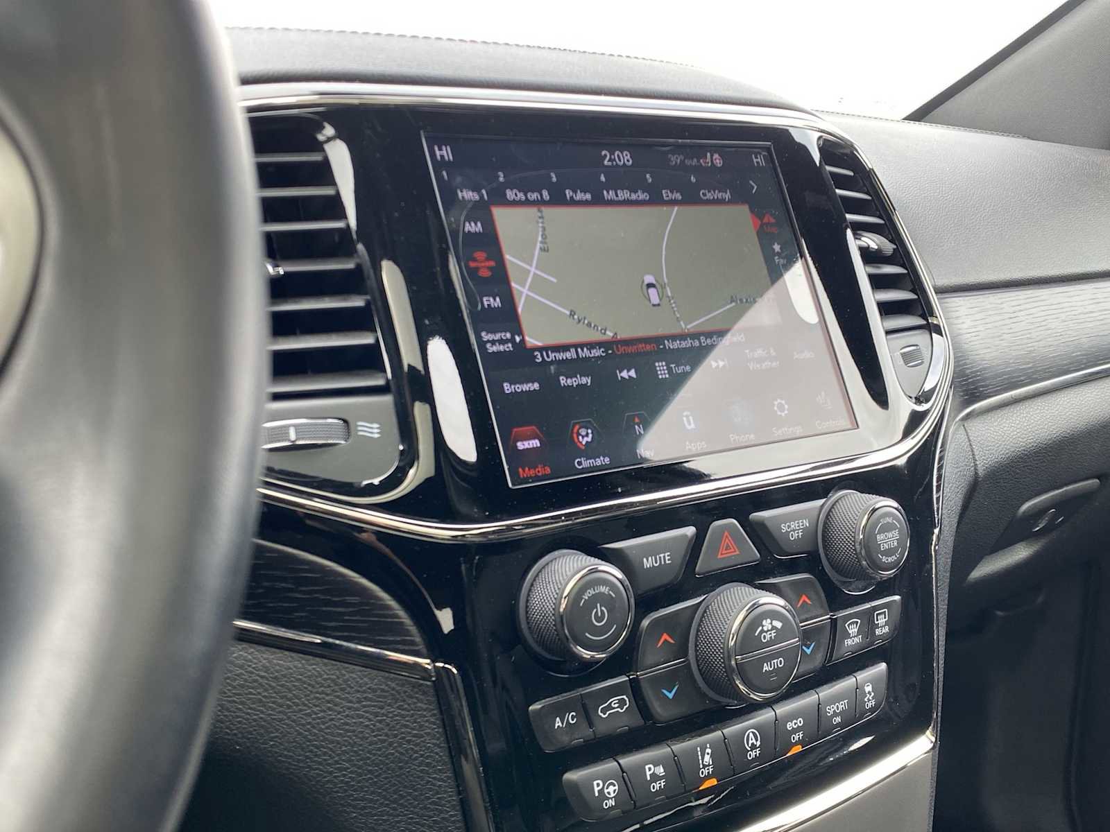 Used 2020 Jeep Grand Cherokee High Altitude image 23