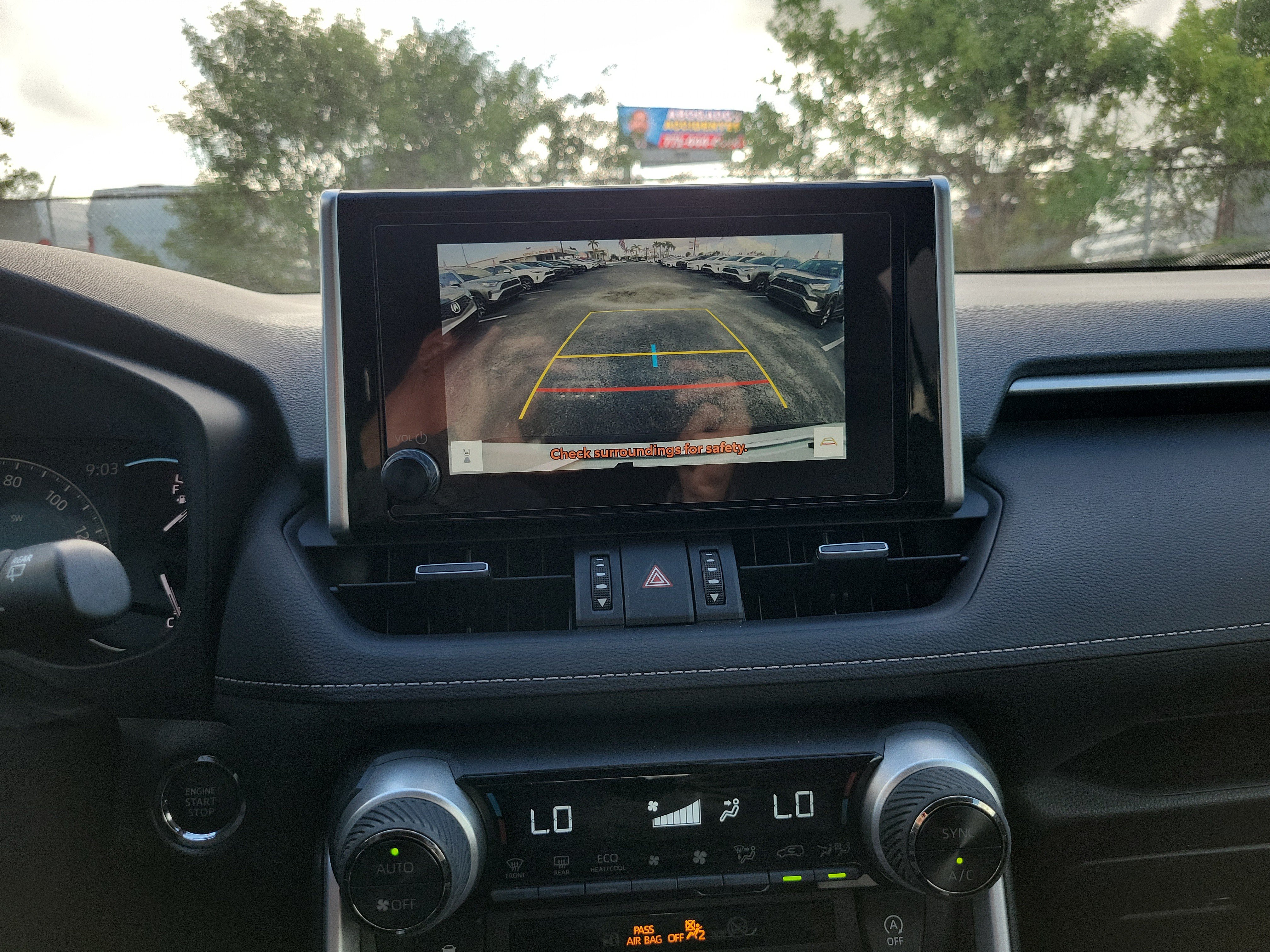 Used 2025 Toyota RAV4 XLE Premium FWD image 27