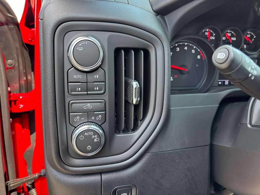 New 2026 GMC Sierra 1500 Pro w/ X31 Off-Road Package AWD/4WD image 9