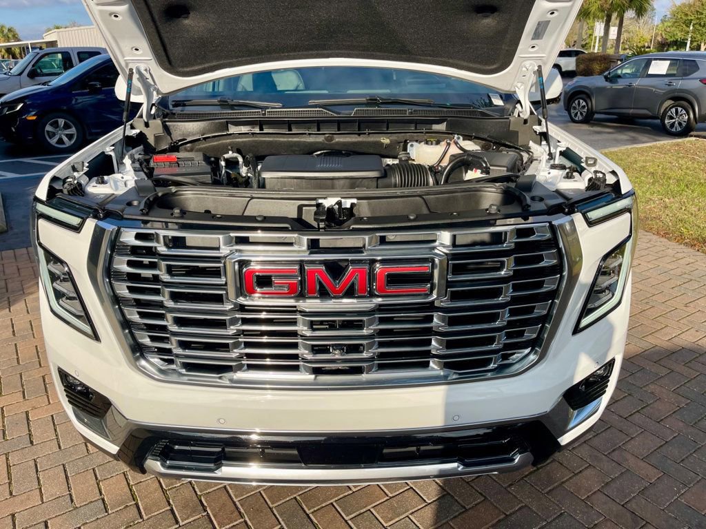 Used 2025 GMC Yukon Denali image 18