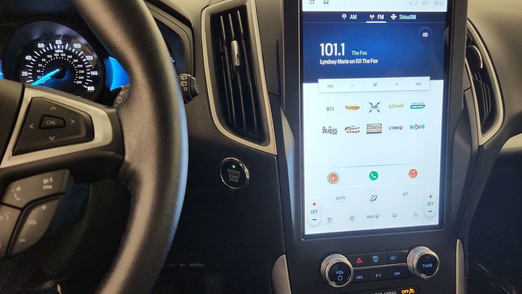 Used 2023 Ford Edge SEL w/ Convenience Package image 22