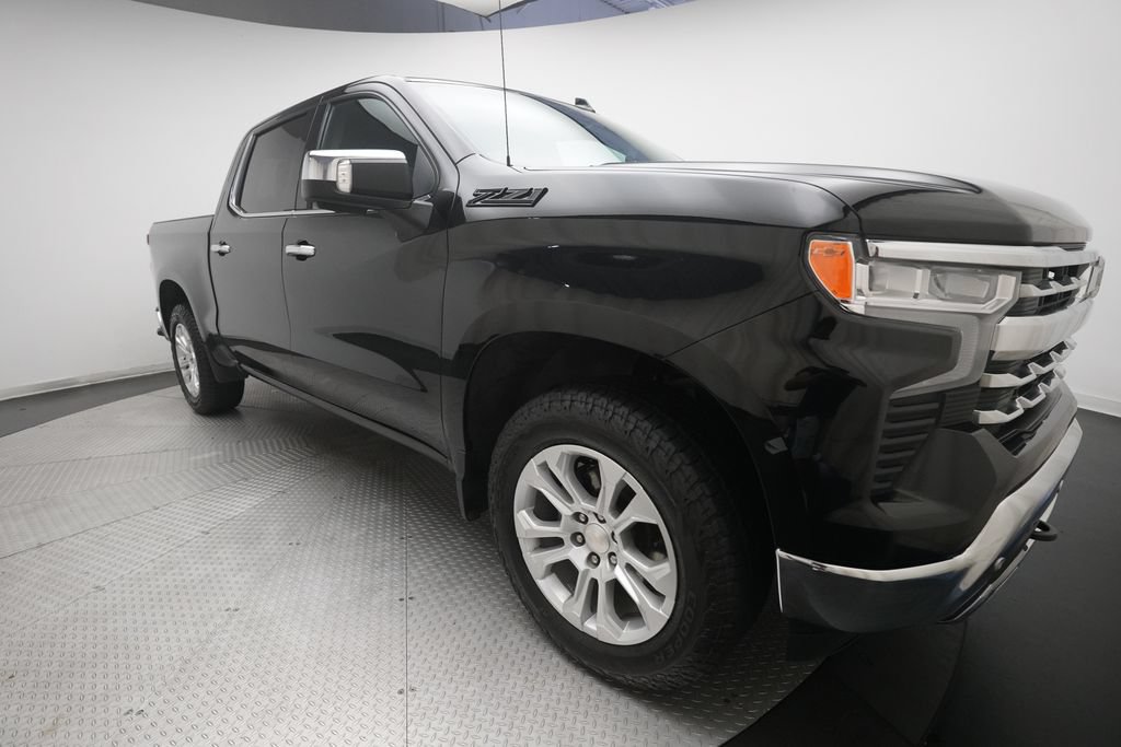 Used 2023 Chevrolet Silverado 1500 LTZ w/ LTZ Premium Package AWD/4WD image 35