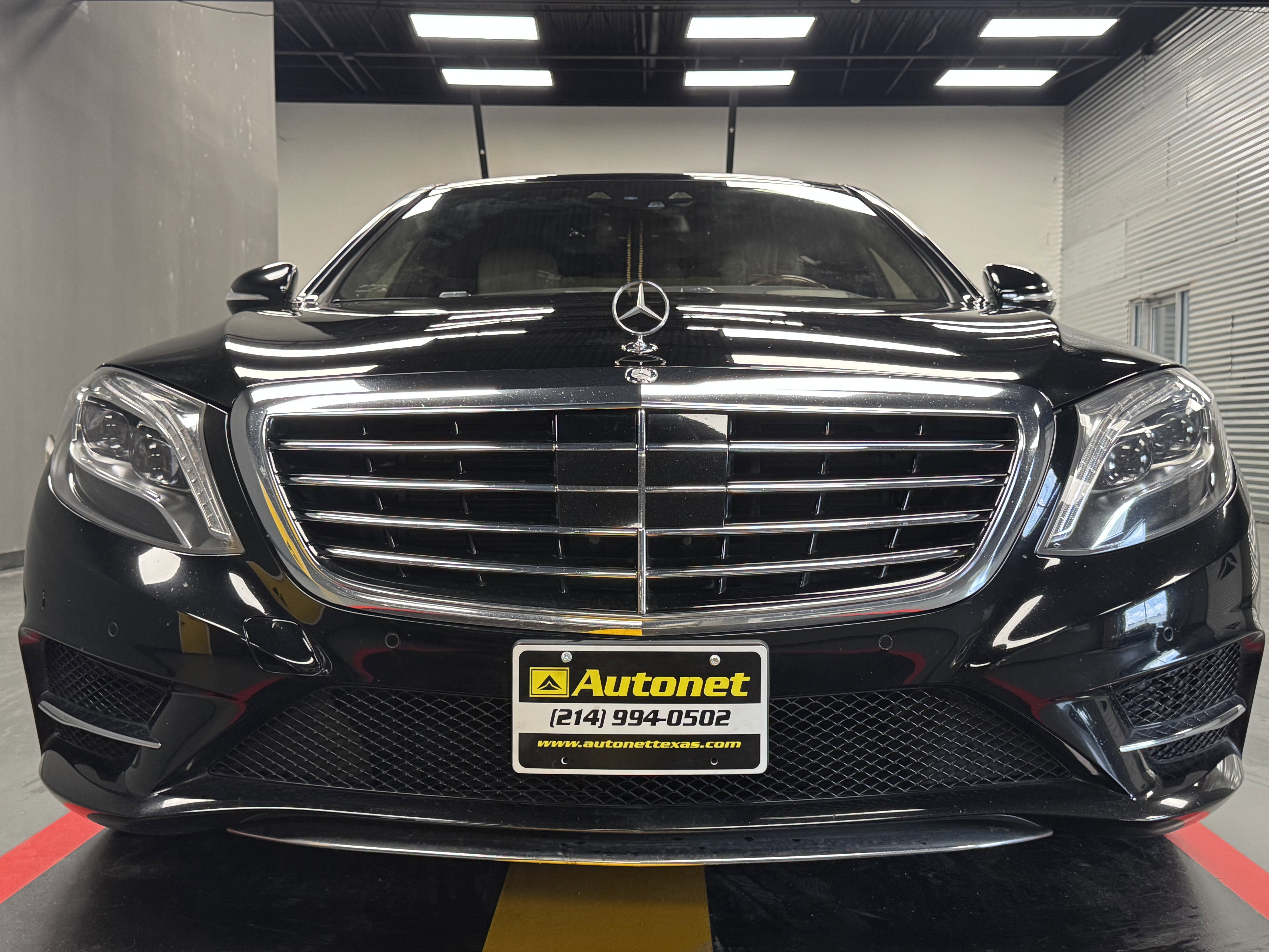 Used 2015 Mercedes-Benz S 550 Sedan w/ Sport Package w/ Sport Package image 8