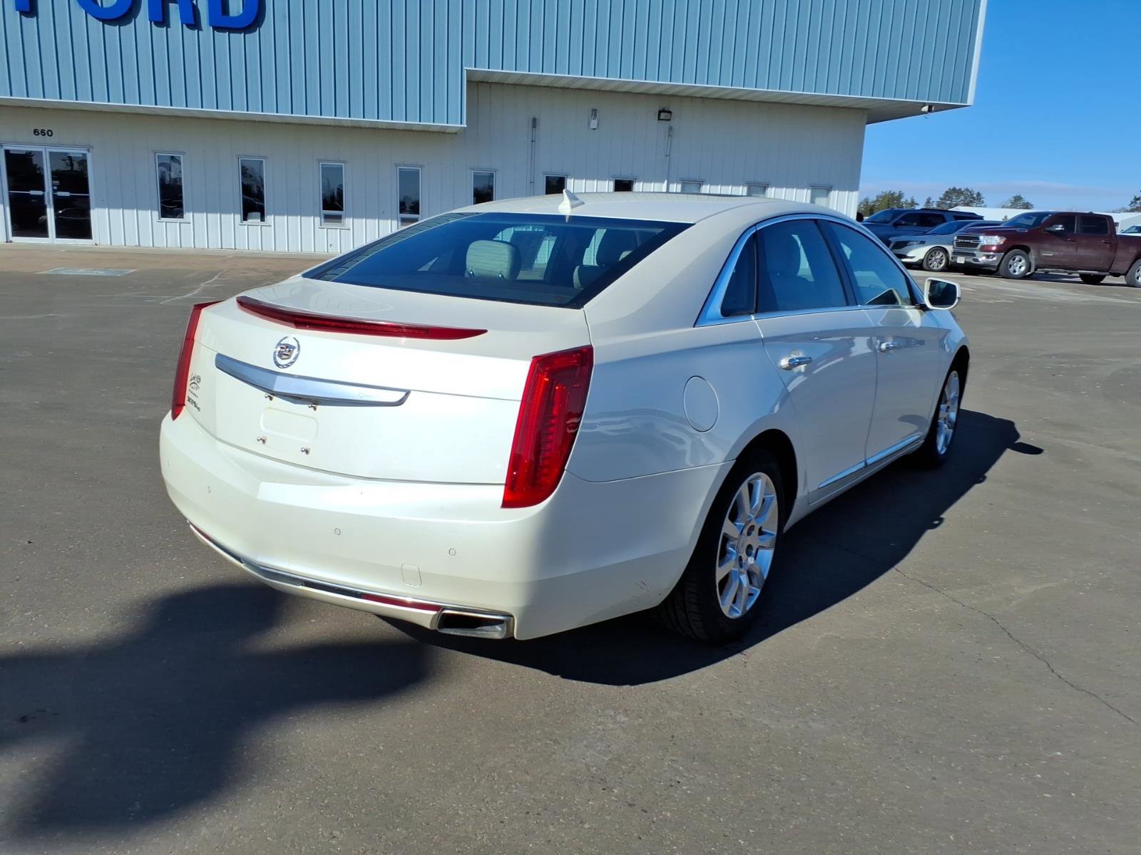 Used 2013 Cadillac XTS Premium w/ Driver Assist Package image 6