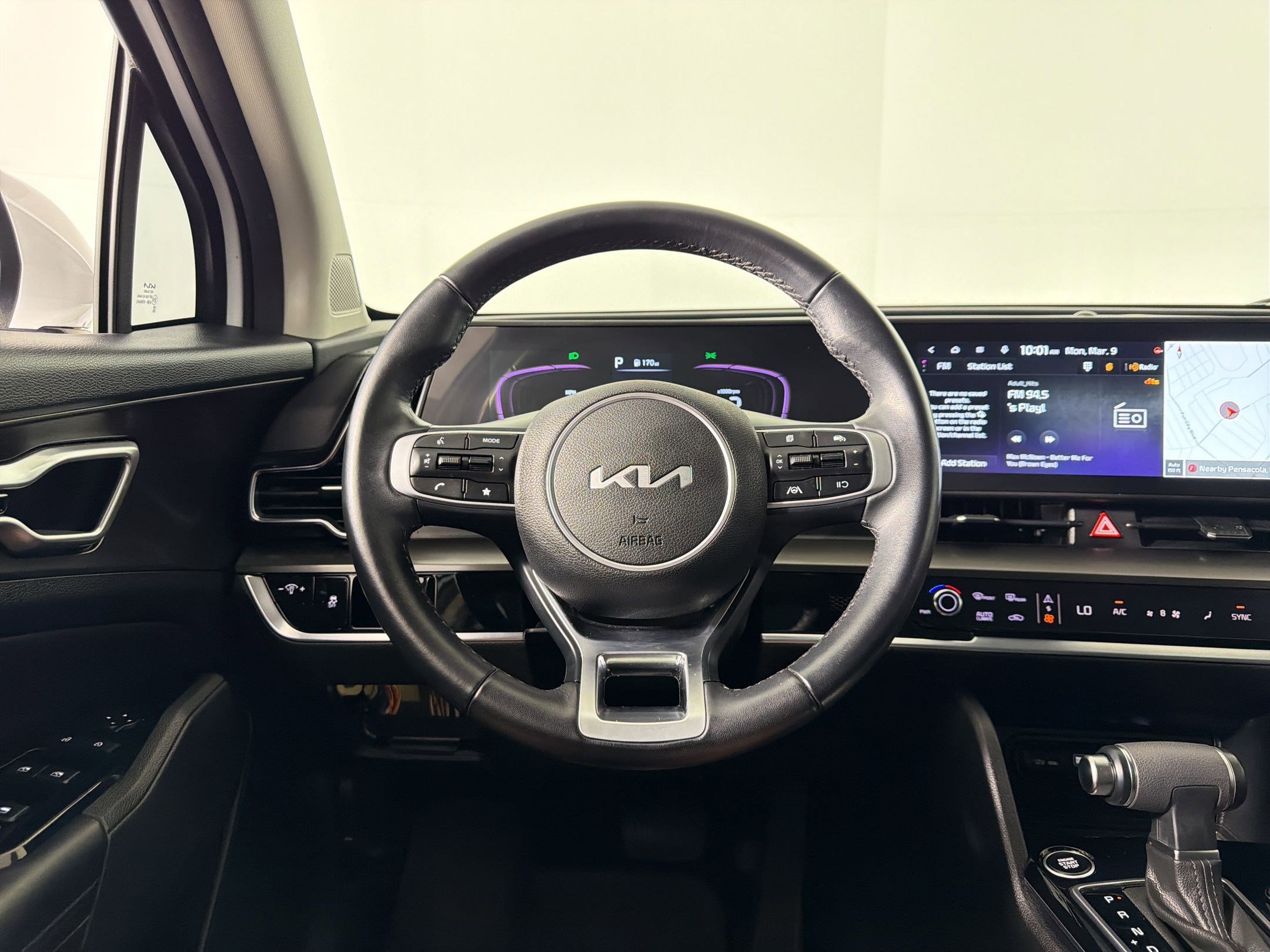 Used 2024 Kia Sportage EX image 21