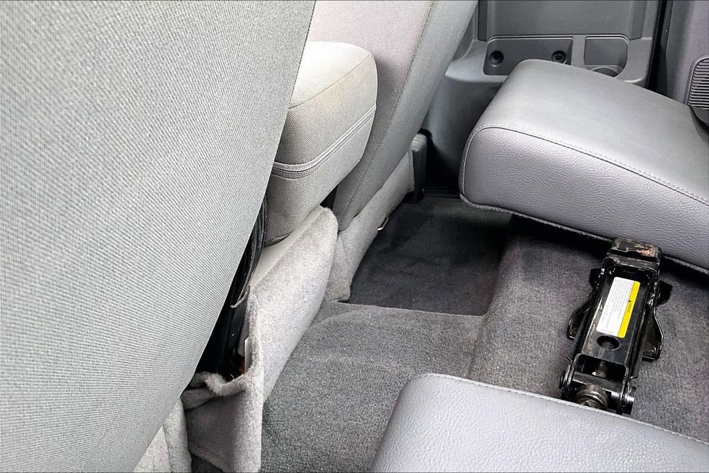 Used 2006 Dodge Dakota ST image 35