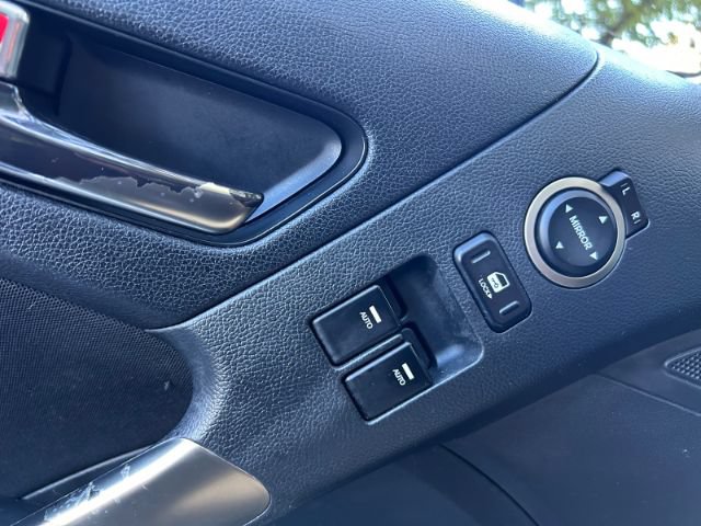 Used 2013 Hyundai Genesis 2.0T RWD image 13