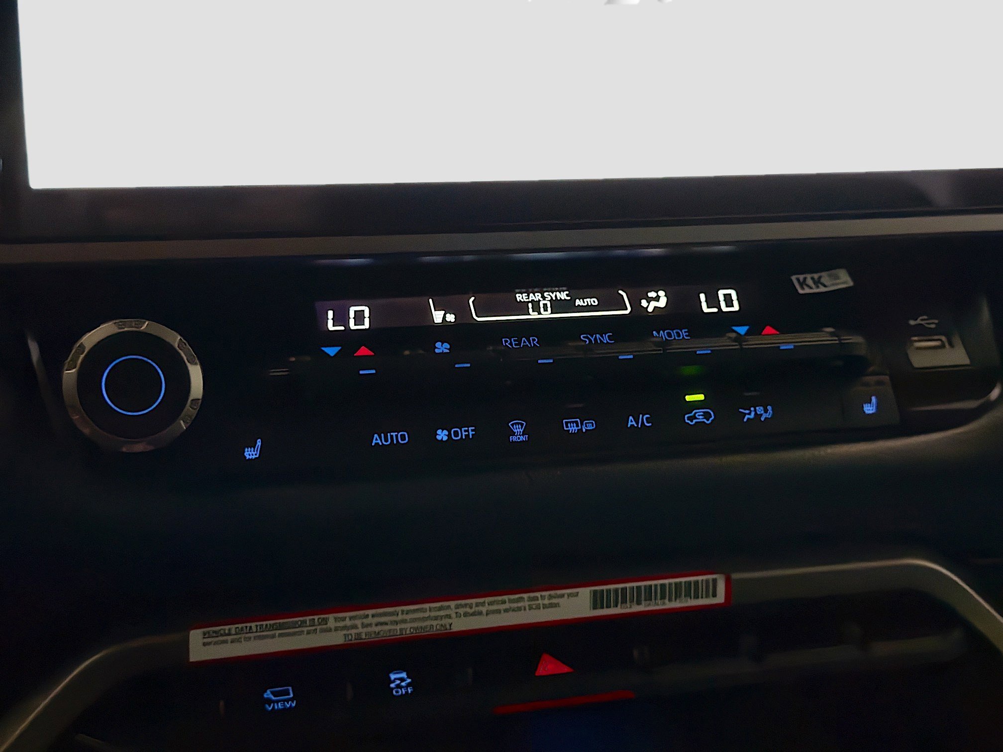 Used 2024 Toyota Sequoia SR5 w/ SR5 Premium Package image 17