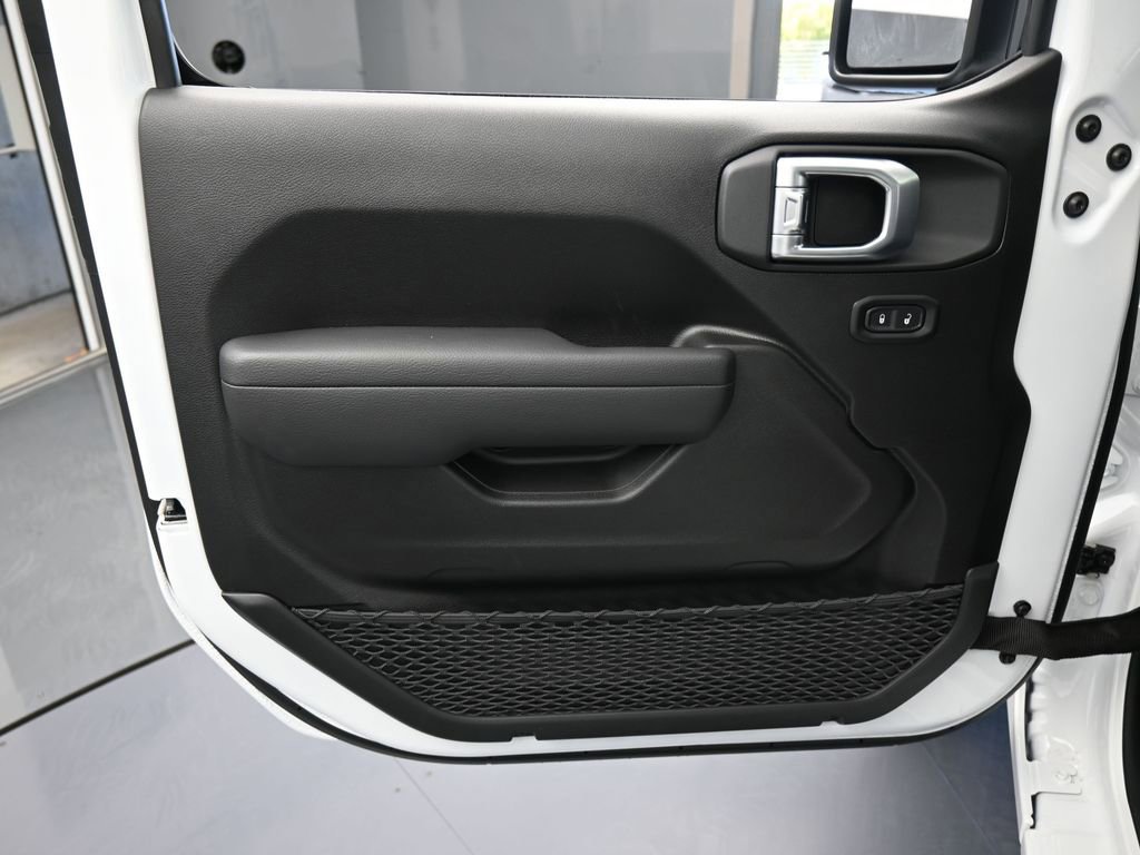 New 2026 Jeep Gladiator Sport AWD/4WD image 12
