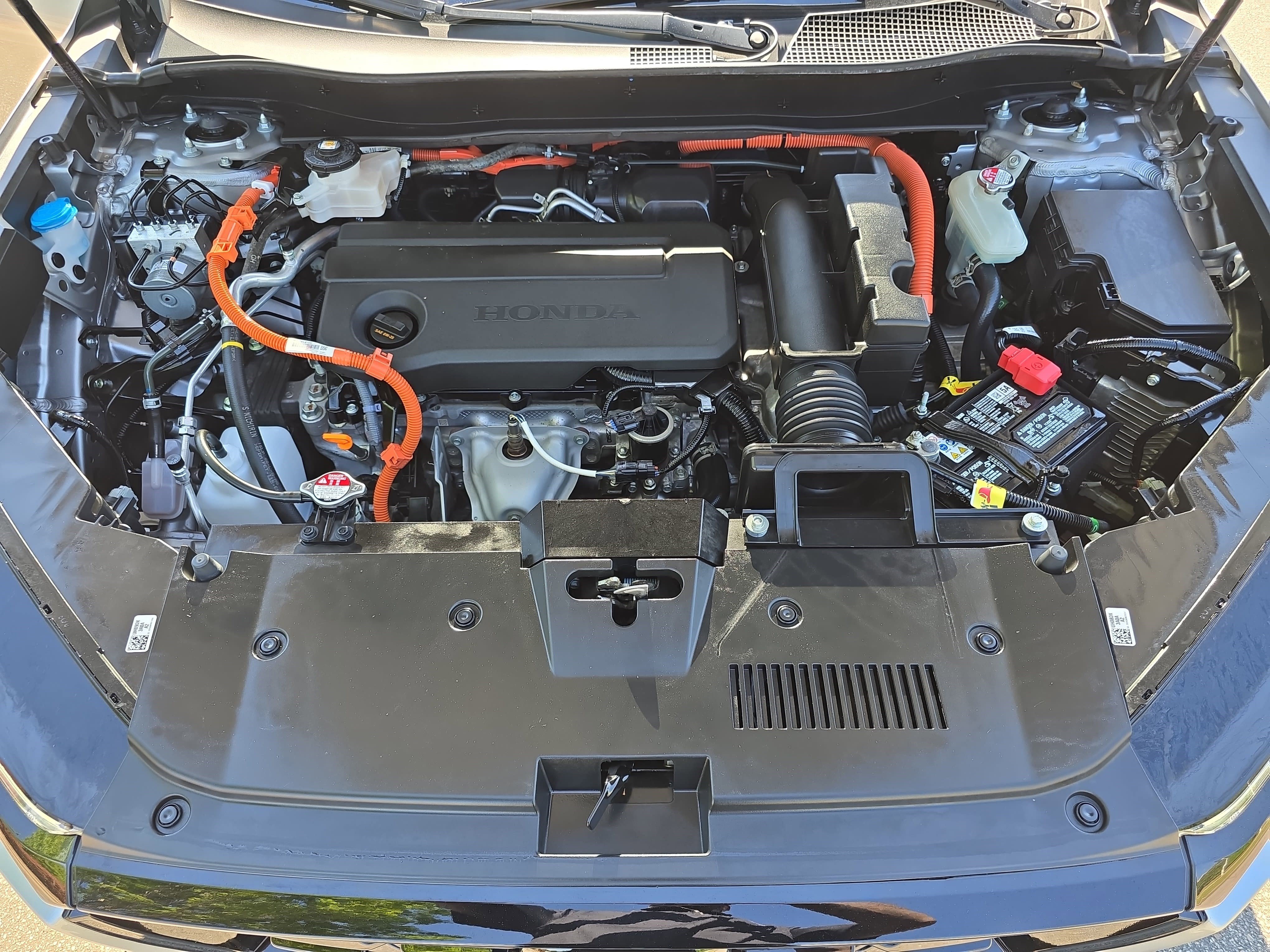 Used 2025 Honda CR-V Sport image 32