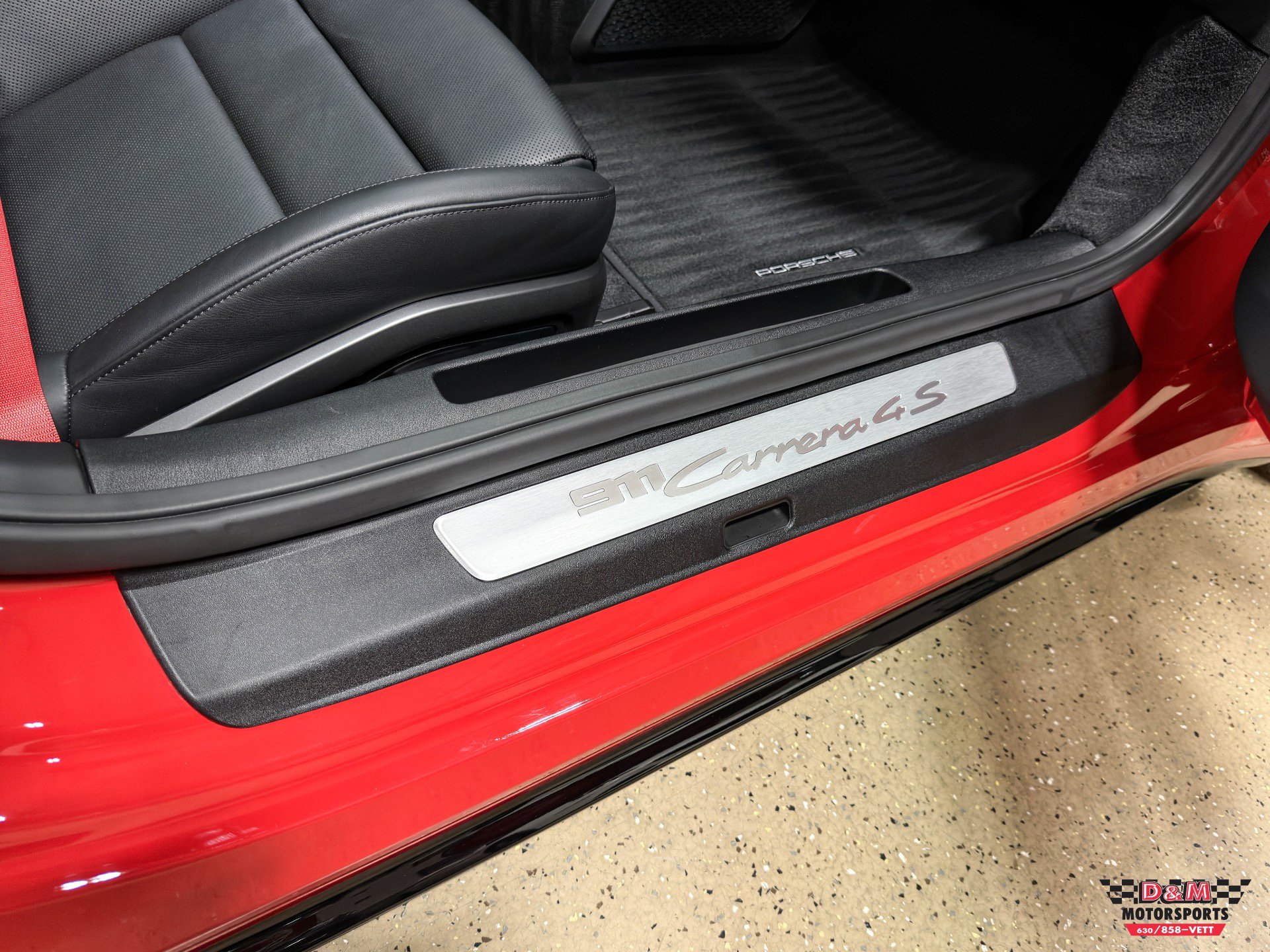 Used 2024 Porsche 911 Carrera 4S AWD/4WD image 32
