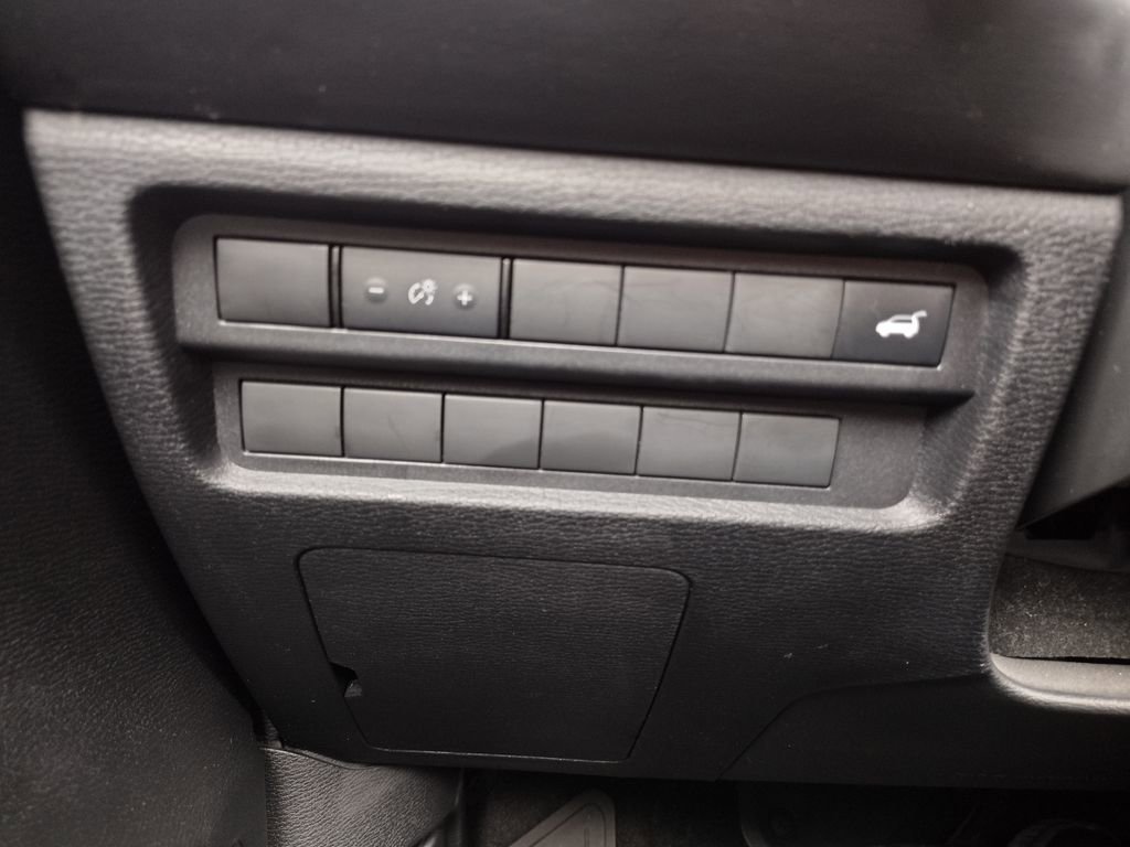 Used 2022 Mitsubishi Outlander SEL image 26