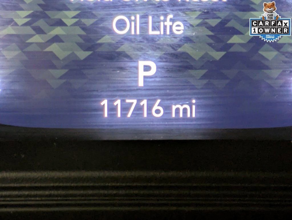 Used 2024 Jeep Wrangler Sahara image 16