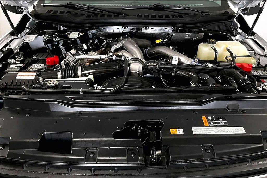 Used 2024 Ford F250 XLT image 9