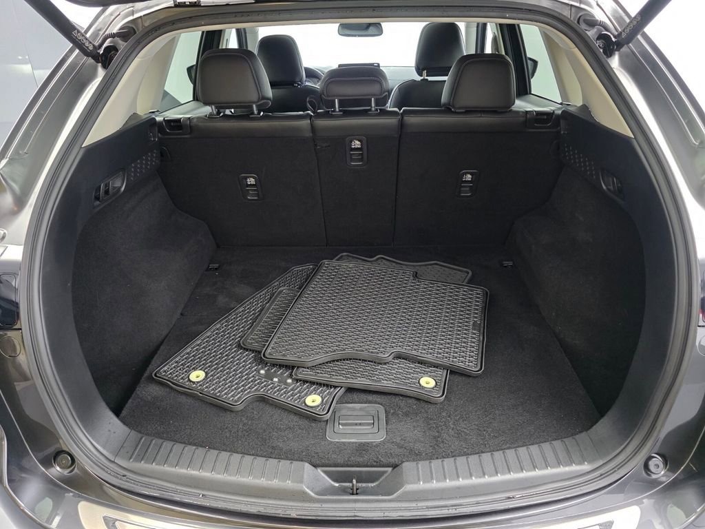 Used 2024 MAZDA CX-5 AWD 2.5 S w/ Preferred Package image 16