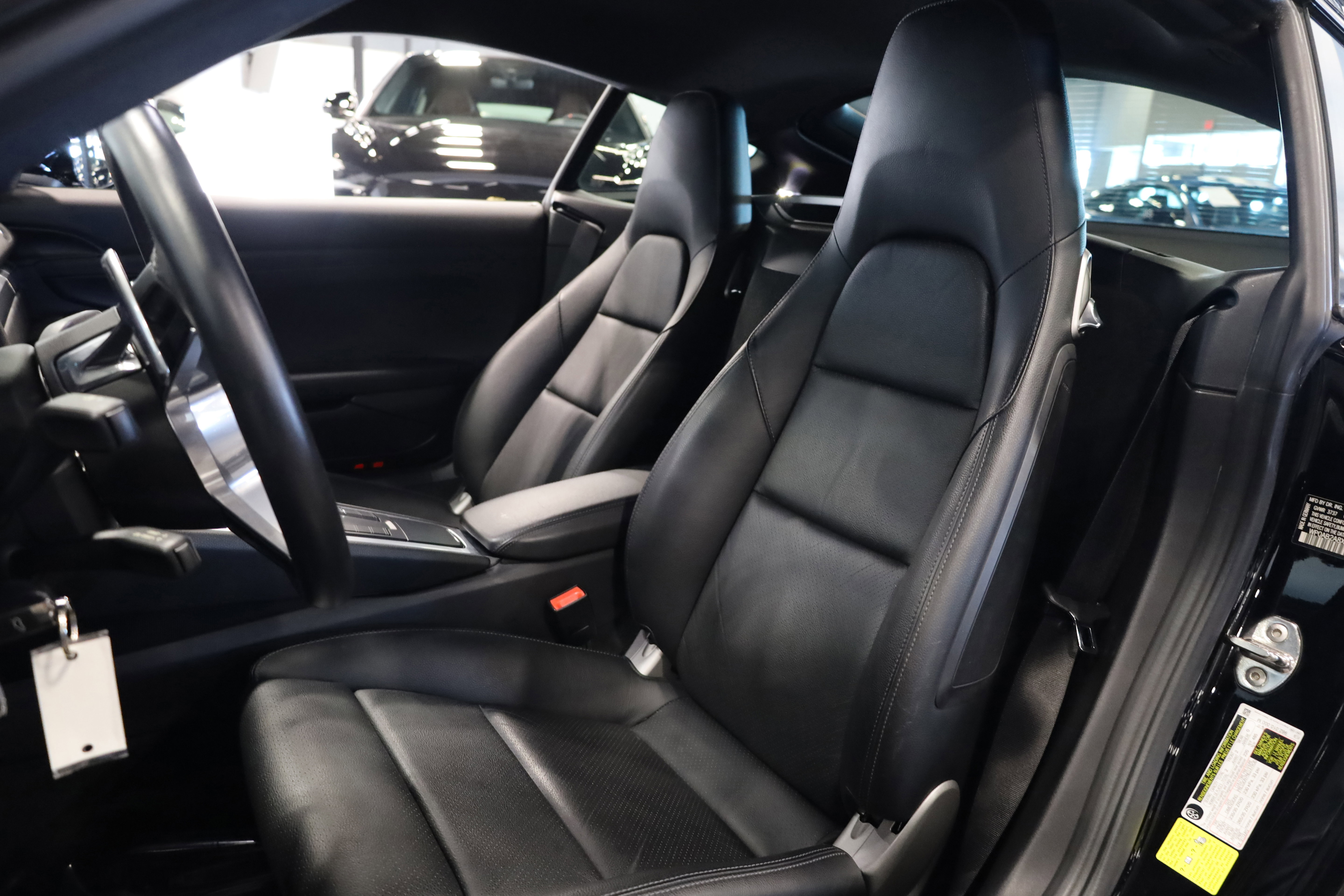 Used 2019 Porsche 718 Cayman S image 17