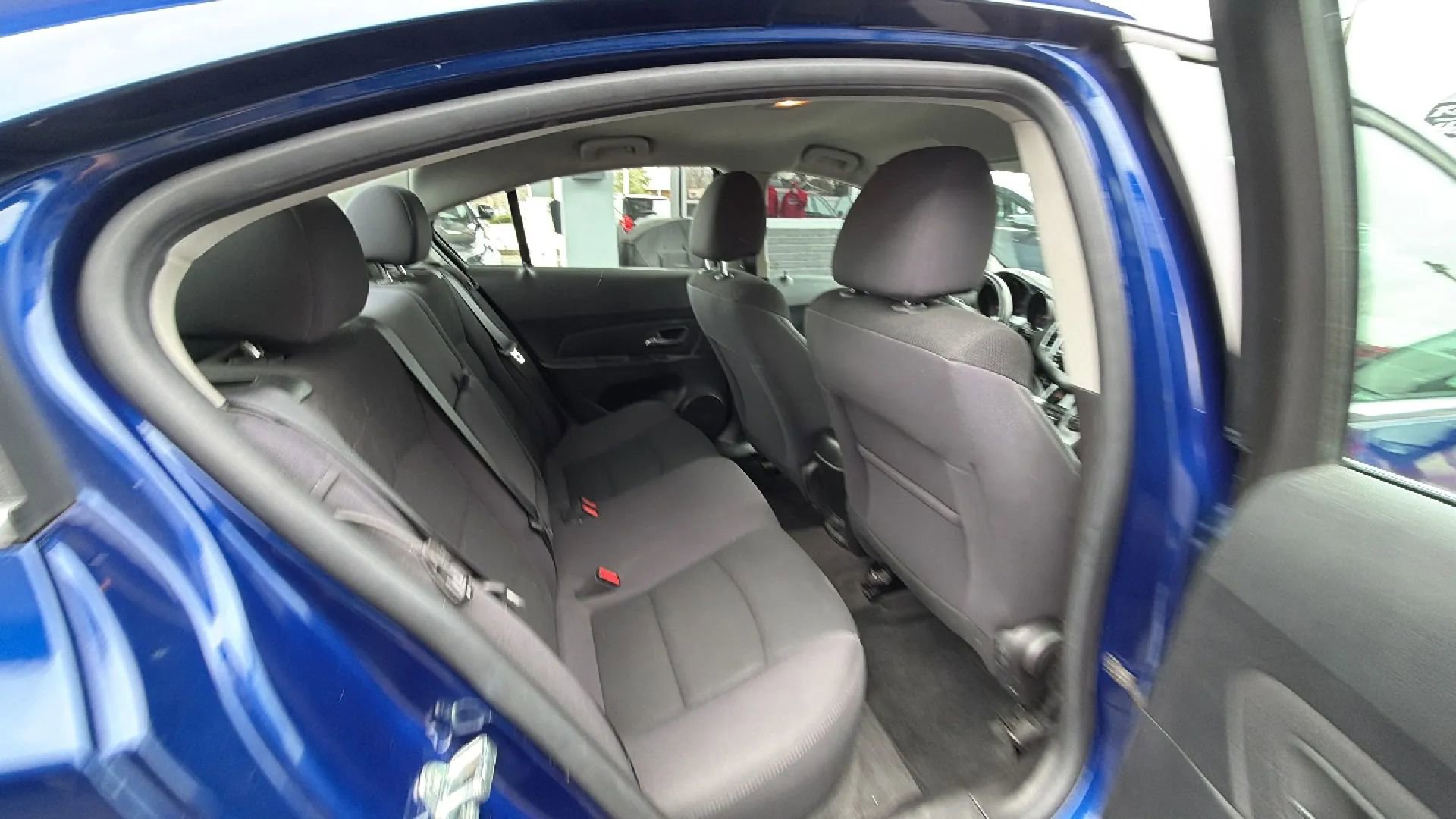 Used 2013 Chevrolet Cruze LT image 29