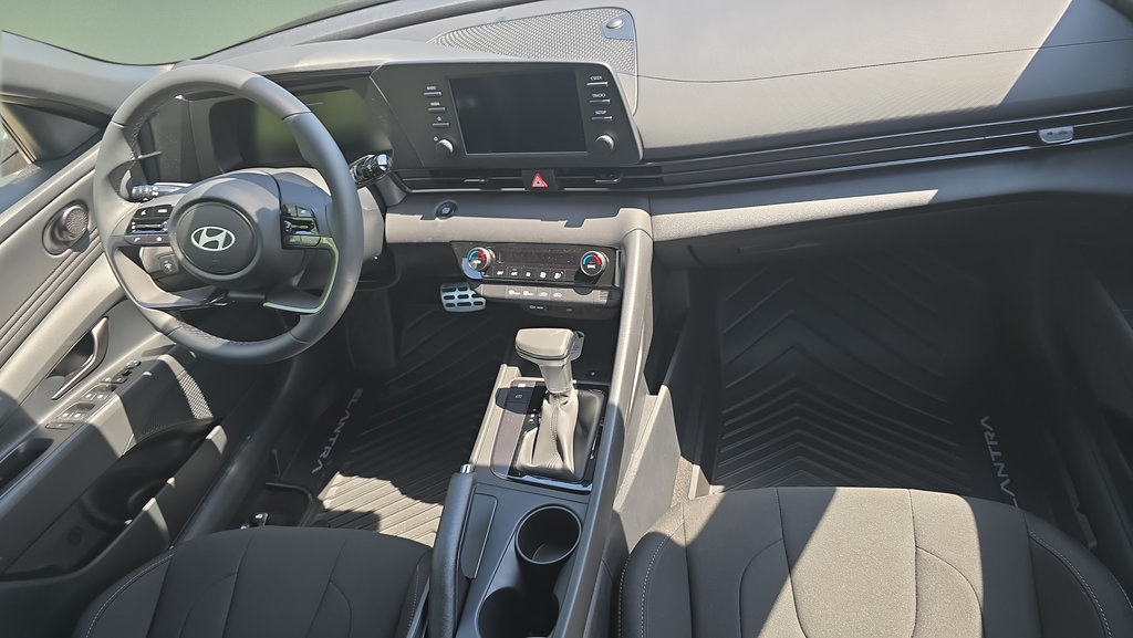 New 2026 Hyundai Elantra Sport FWD image 10