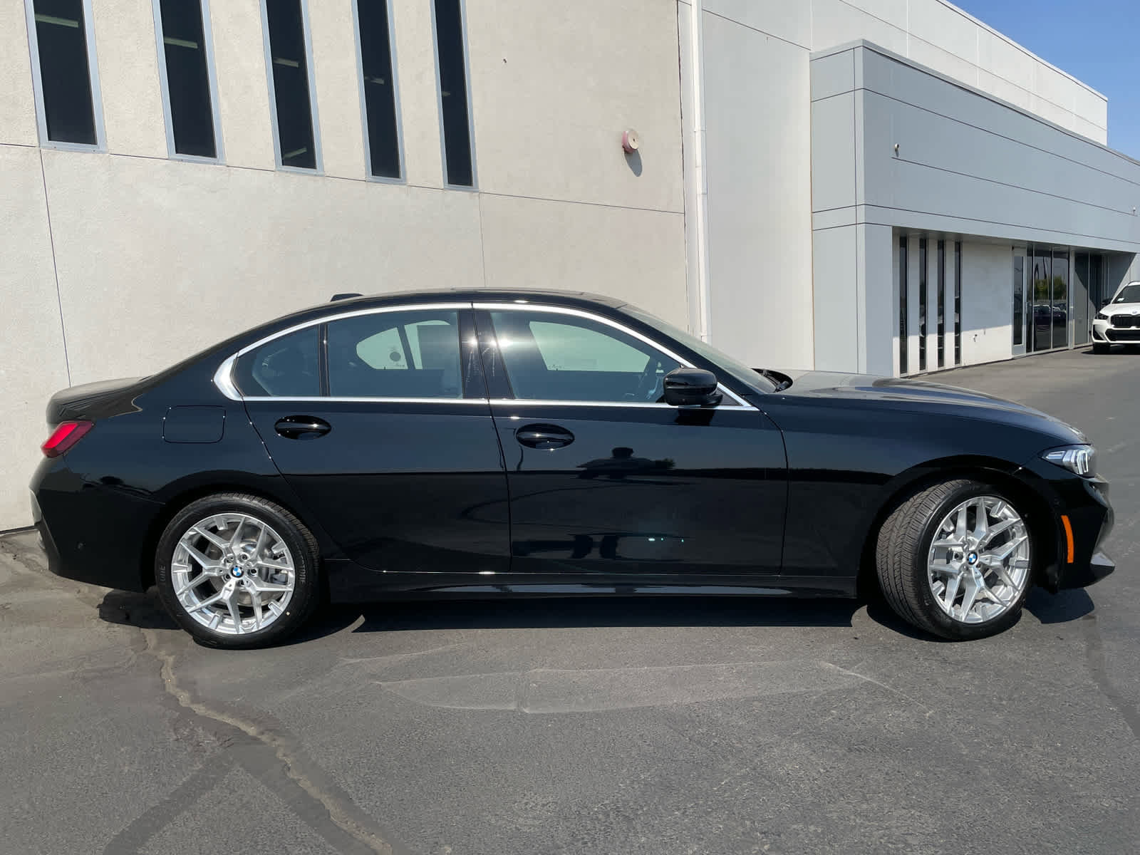 New 2025 BMW 330i Sedan w/ Convenience Package image 6