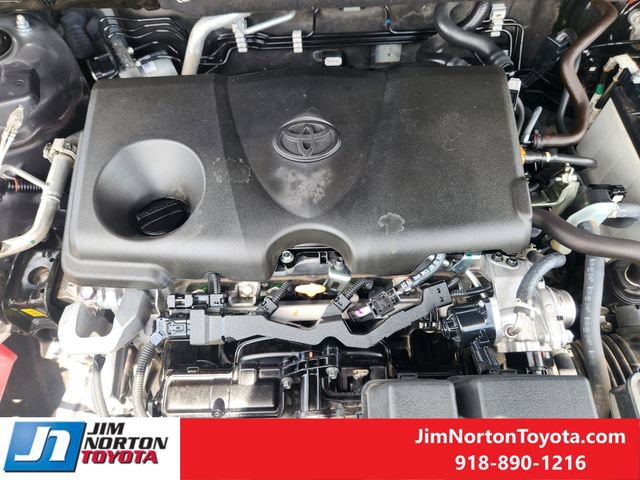 Used 2025 Toyota RAV4 XLE FWD image 30