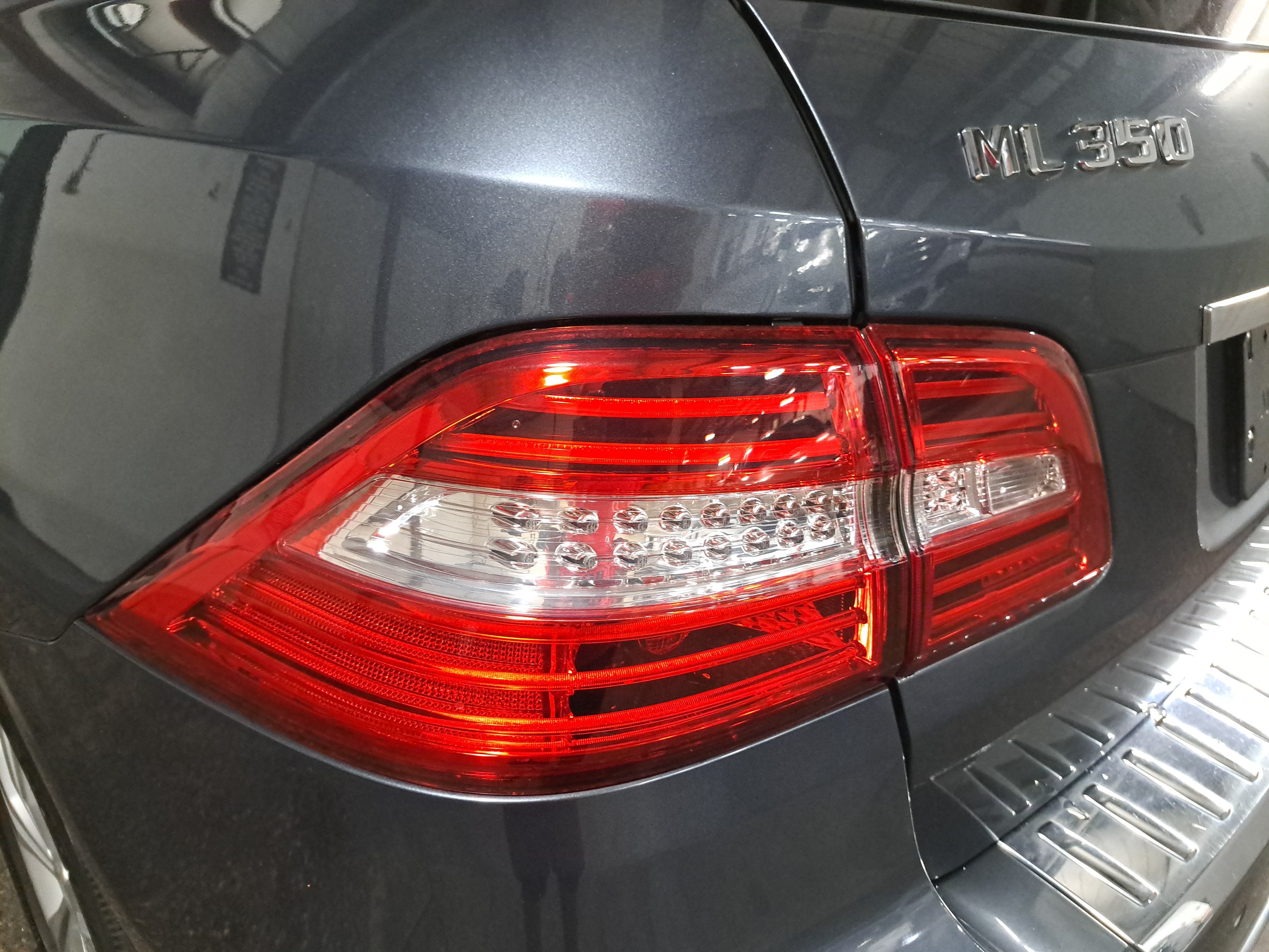Used 2015 Mercedes-Benz ML 350 4MATIC image 34