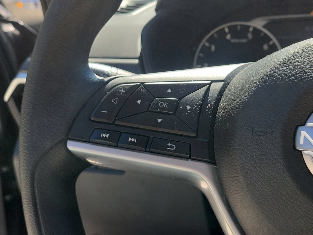 Used 2025 Nissan Altima 2.5 SV FWD image 22