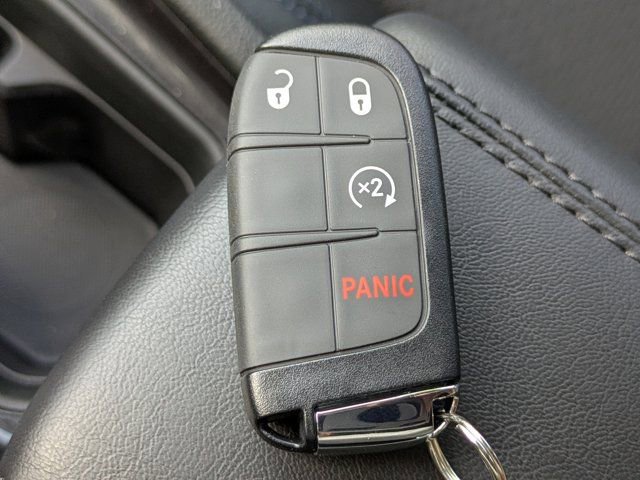 New 2026 Jeep Compass Latitude image 25