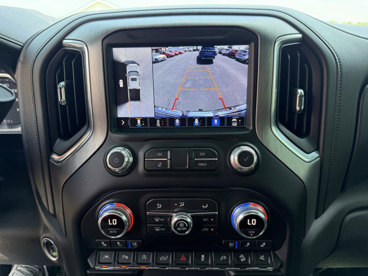 Used 2020 GMC Sierra 1500 Denali w/ Denali Ultimate Package AWD/4WD image 36