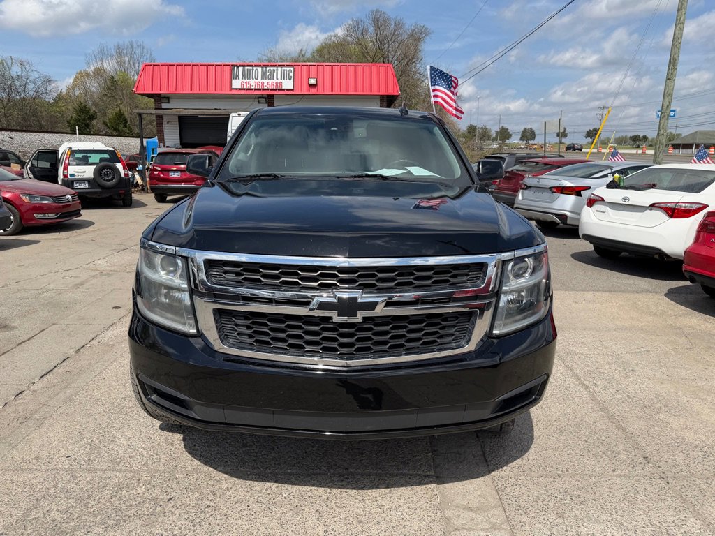 Used 2017 Chevrolet Tahoe LT w/ Luxury Package image 3