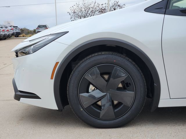 New 2026 Toyota Prius LE image 5