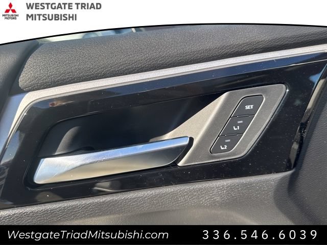 New 2026 Mitsubishi Outlander SEL FWD image 13