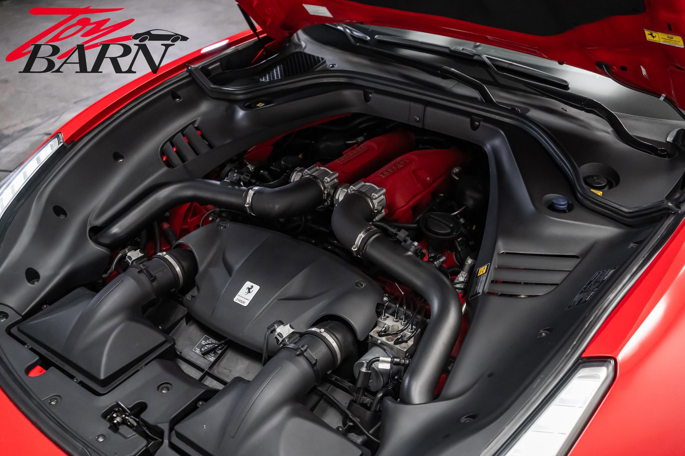 Used 2016 Ferrari California T RWD image 60