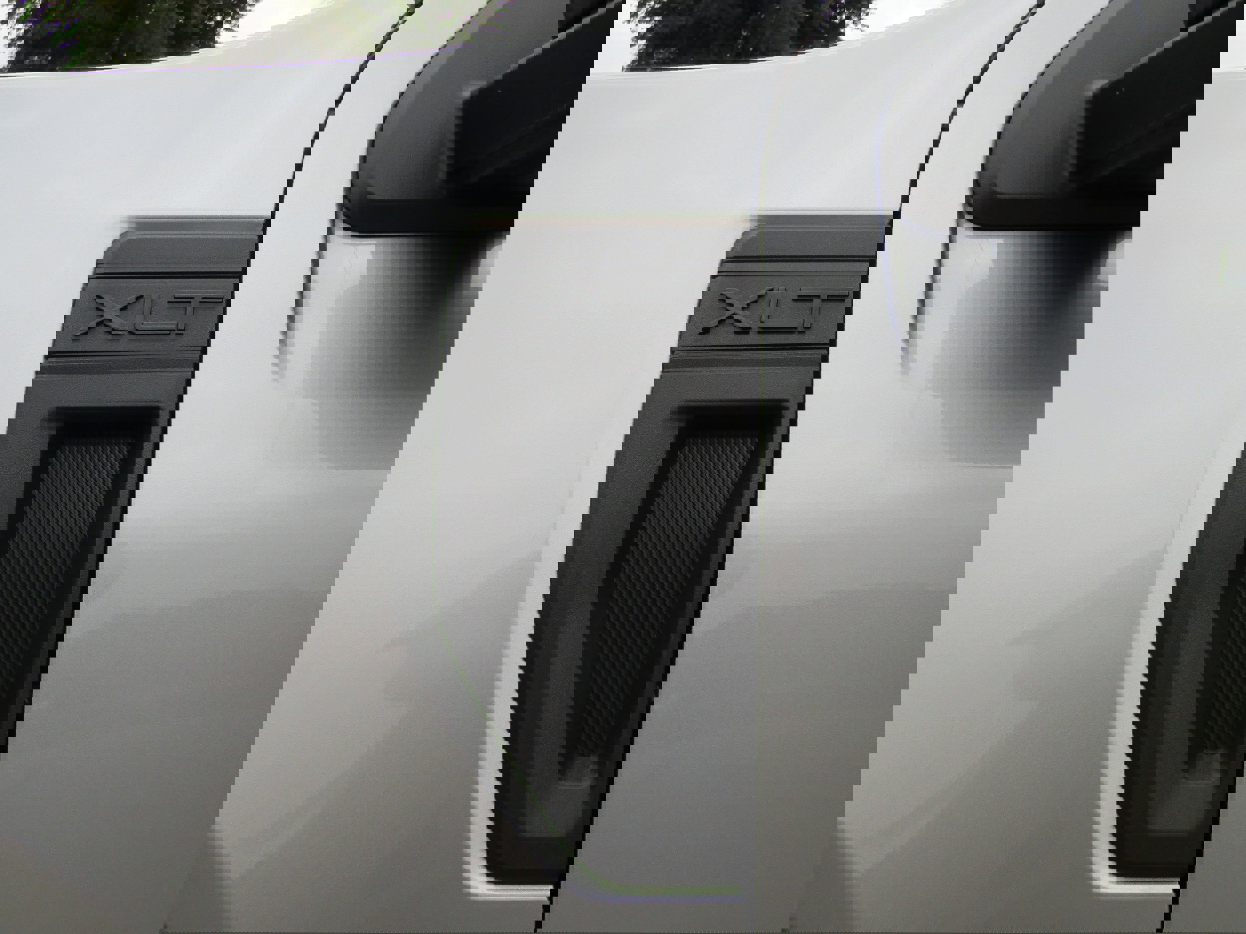 Certified 2024 Ford Maverick XLT w/ XLT Luxury Package image 14