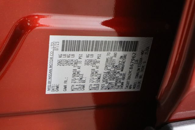 Used 2023 Nissan Rogue SV FWD image 32