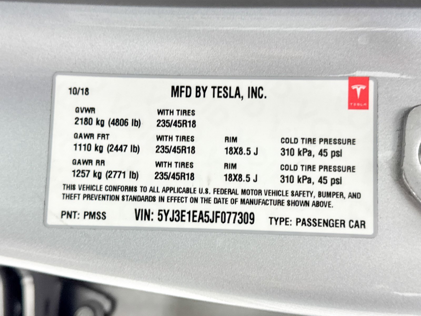 Used 2018 Tesla Model 3 Long Range image 37