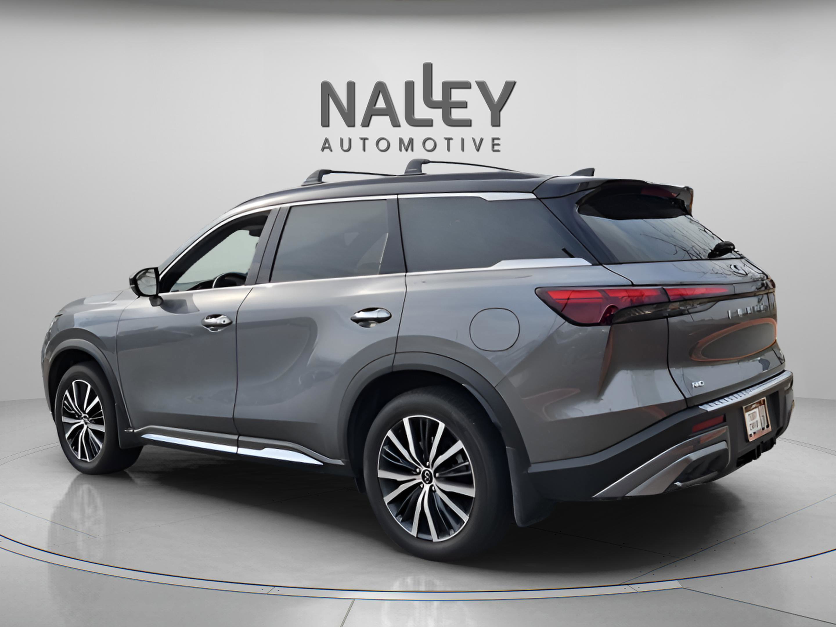 Used 2024 INFINITI QX60 Autograph w/ Cargo Package image 4