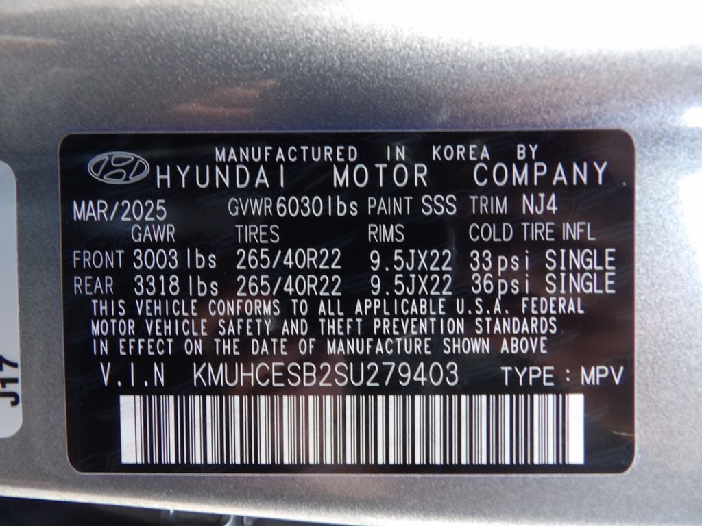 Used 2025 Genesis GV80 2.5T Prestige AWD/4WD image 32