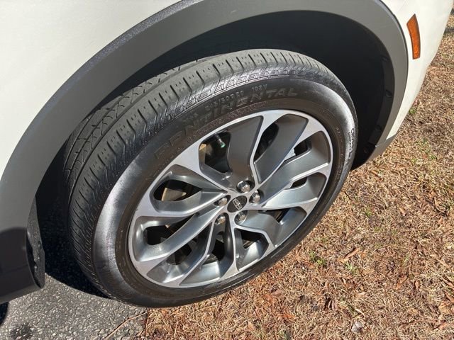 Certified 2023 Lincoln Nautilus Reserve w/ Class II Trailer Tow Package image 16